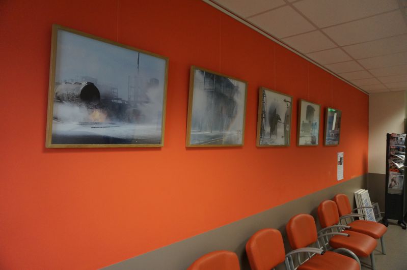 salle d'attente oeuvres exposées radiothérapie