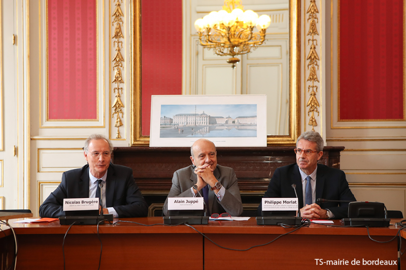 conférence de presse mairie de Bordeaux