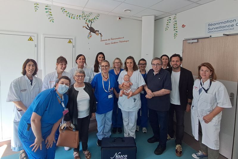 photo de groupe mannequin trachéo