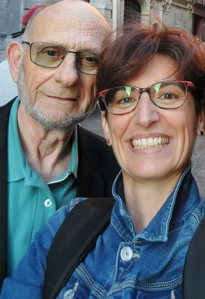 Jessica Bergevin est manipulatrice en radiothérapie. Accompagnée d'Alain Guillaumie, patient partenaire, elle a créé le premier programme d'éducation thérapeutique (ETP)