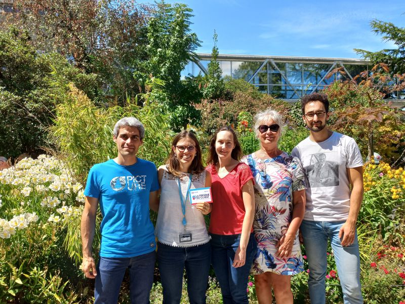 Les animateurs de la fresque, de gauche à droite : Jonathan Visentin, PU PH Immunologie, Marine Cargou, PH Immunologie, Nadège Henin, Technicienne CNR IST, Geneviève Belleannée, PH Anatomopatholgie, Rachid Ait-Hamadouche, interne Neurologie