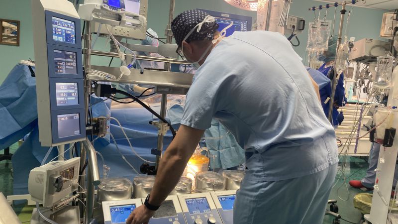 Infirmier perfusionniste au bloc cardiologie
