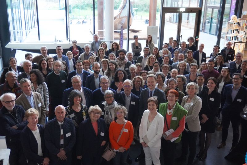 photo de groupe soirée des mécènes photo de groupe