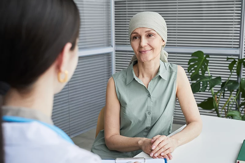 woman-visiting-doctor-2021-09-24-04-19-56-utc