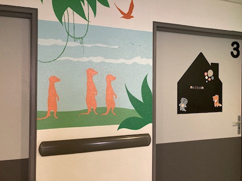 fresques murales hopital des Enfants CHU de Bordeaux fresques murales hopital des Enfants CHU de Bordeaux