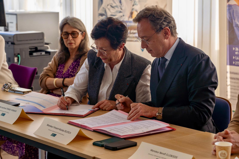 Signature d'un partenariat entre l'AFM-Téléthon et le CHU de Bordeaux